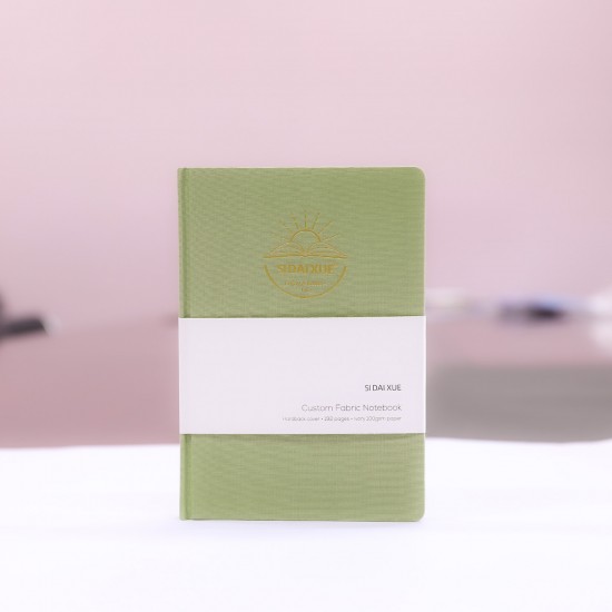 New A5 leather buckle notepad, business office meeting notepad, wholesale Shanghai manufacturer.