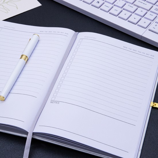 Marble-printed notebook with round gold magnetic clasp, factory-customized logo embossing Marble-printed notebook with round gold magnetic clasp, factory-customized logo embossing